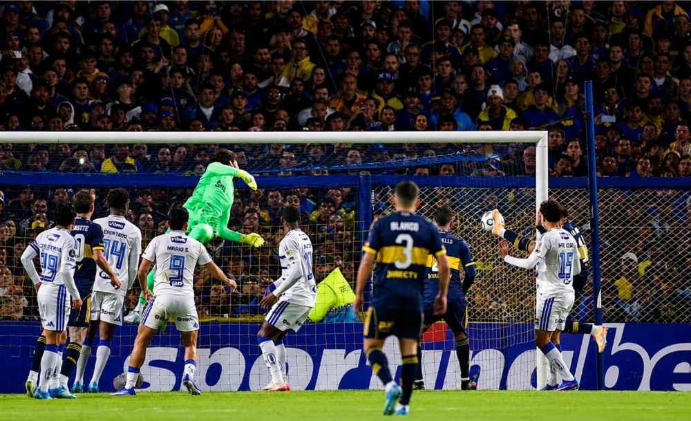 La igualdad con Cruzeiro complicó la clasificación del equipo de Claudio Úbeda.