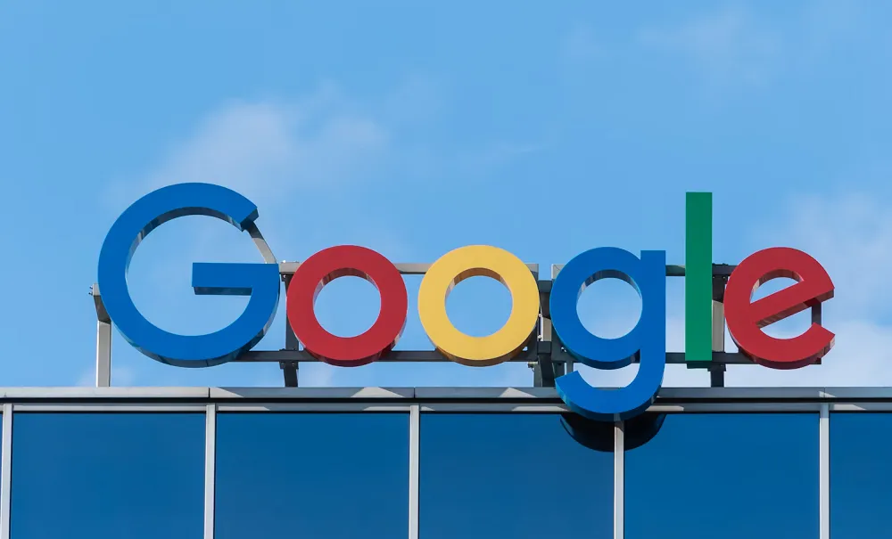 Google logo edificio