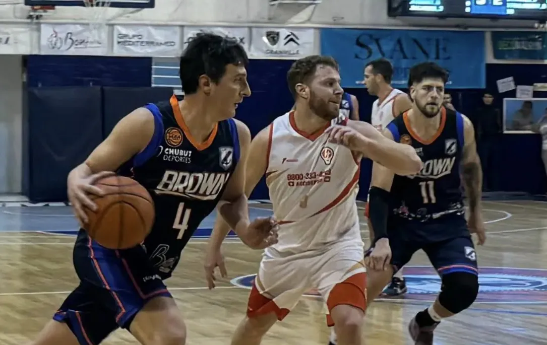 El equipo de Trelew puede consagrarse campeón esta noche