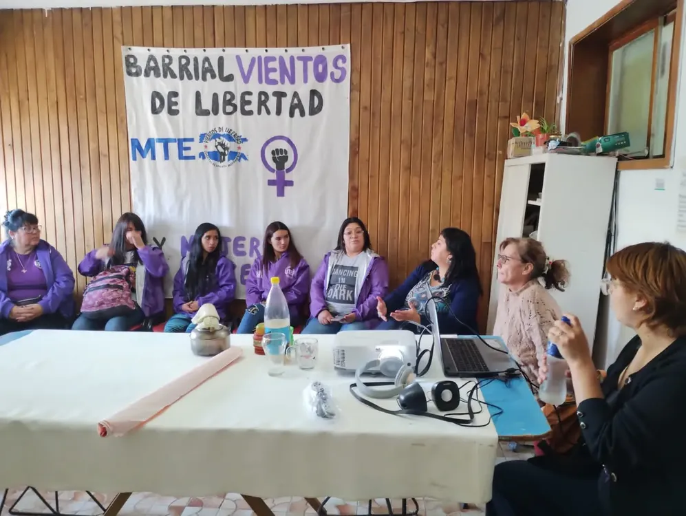 Charlas por violencia de género Trelew