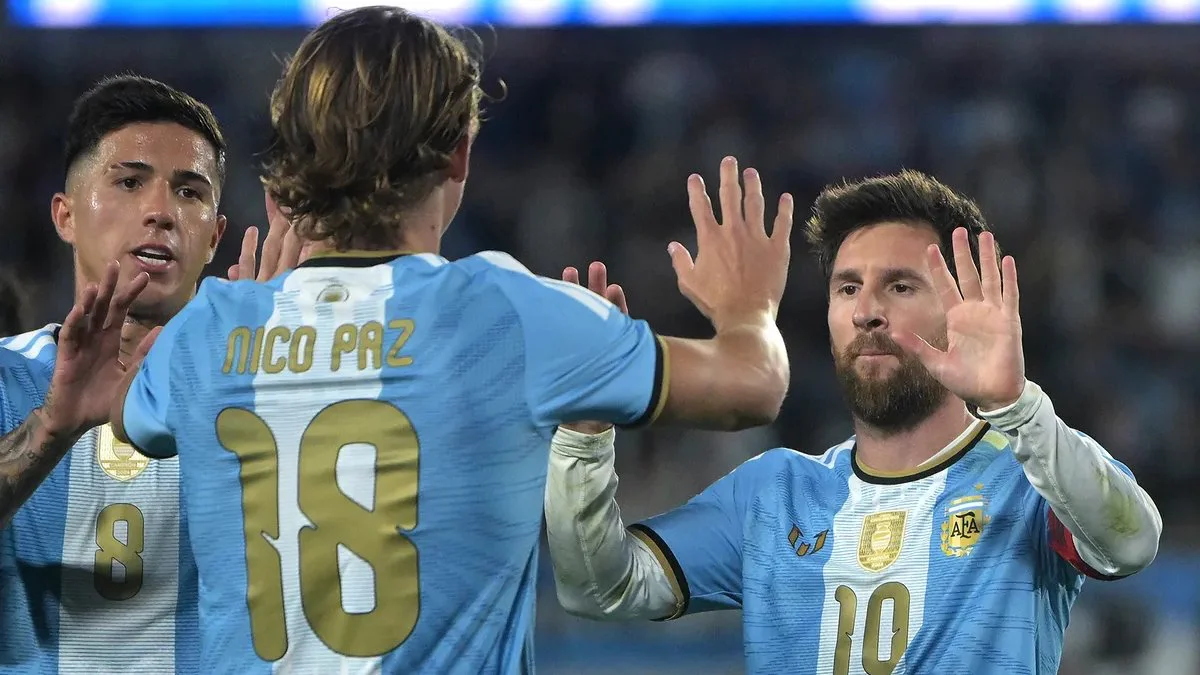 Nico-Paz y Messi (Bolavip)