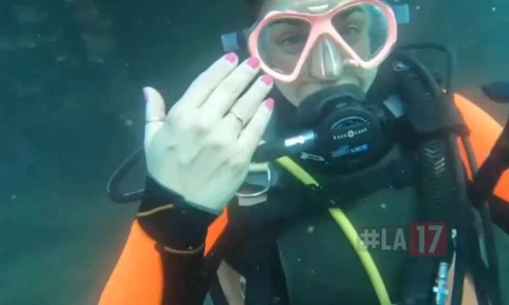 comprometidos debajo del mar