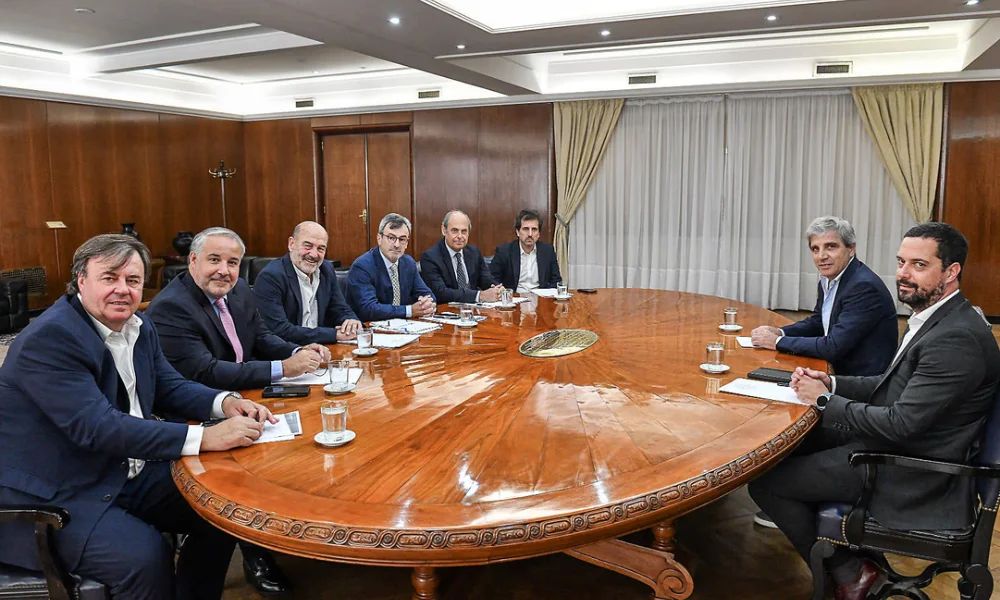 Reunión con la UIA