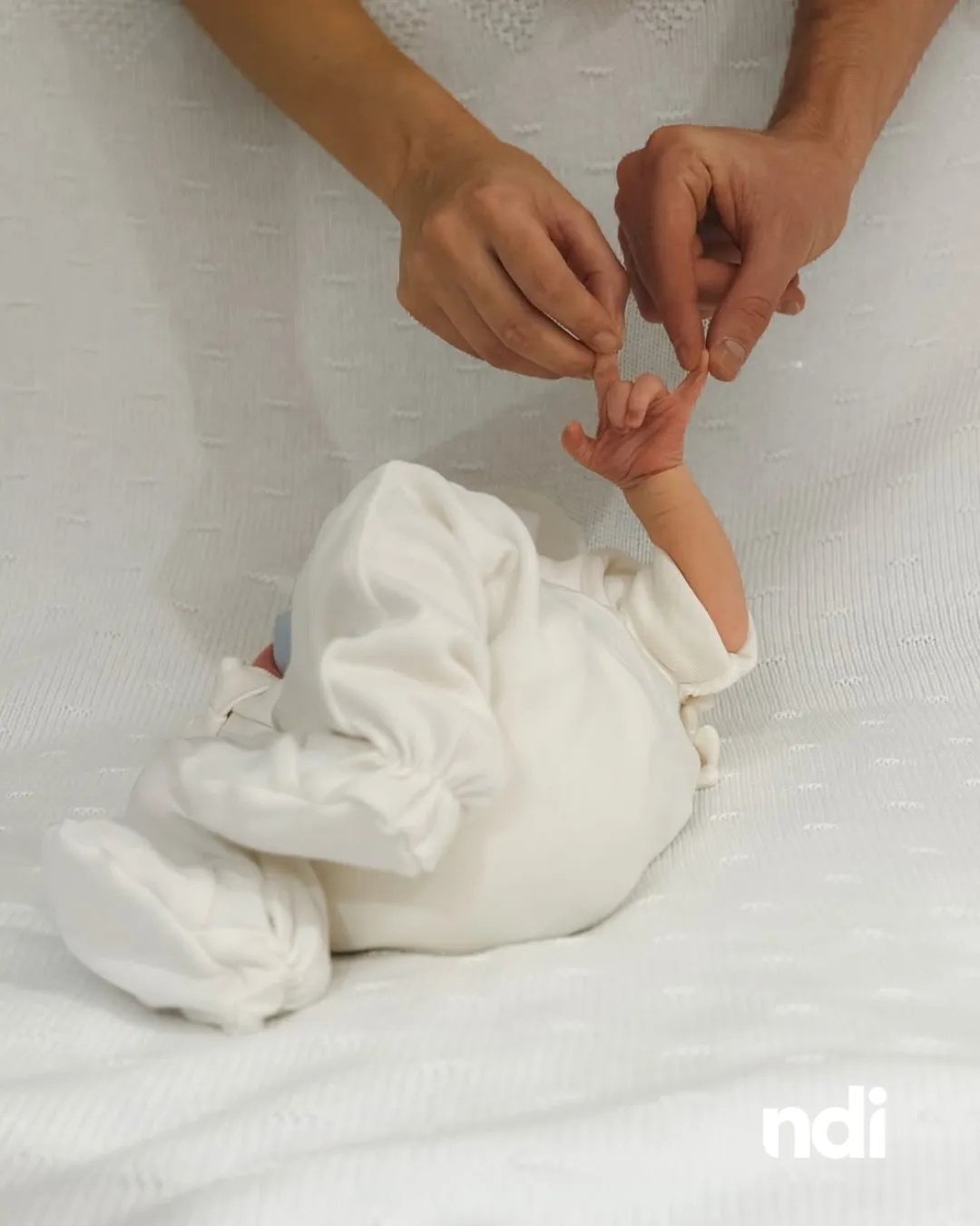 Nació Amadeo, el hijo de Julián Álvarez.