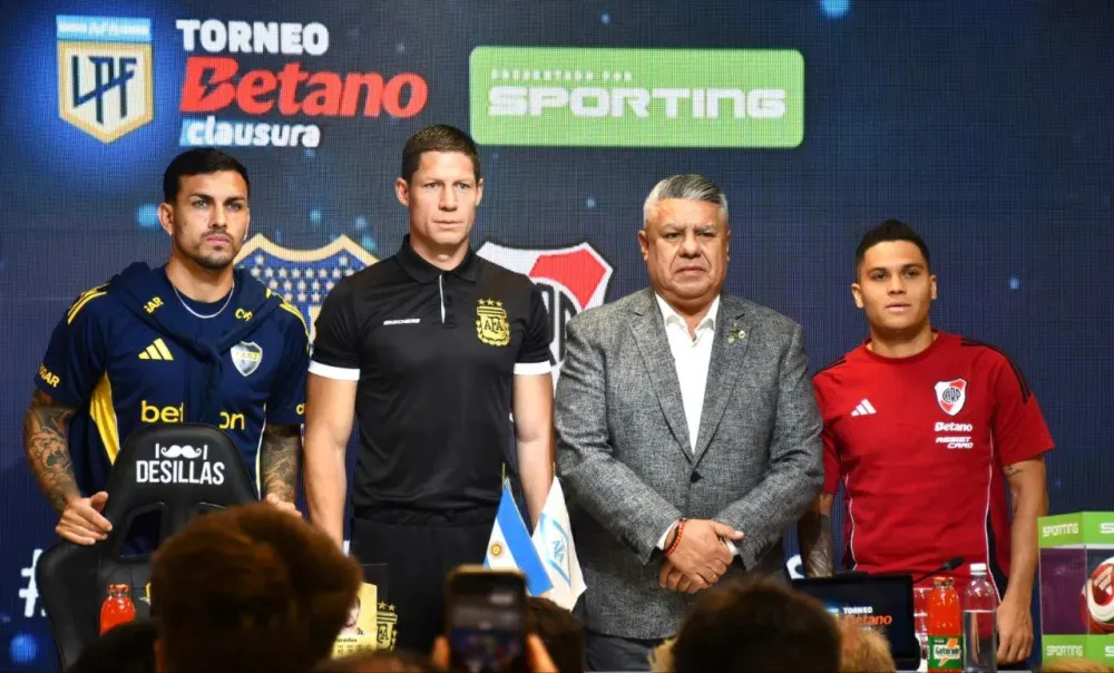 Paredes y Quintero compartieron una conferencia explosiva antes del Superclásico