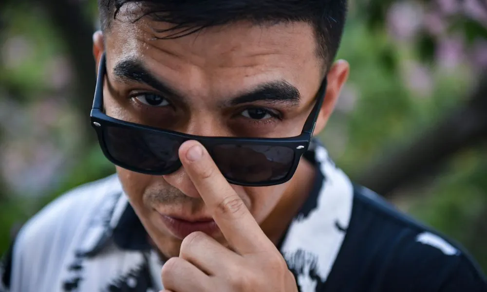 Cesar González autor