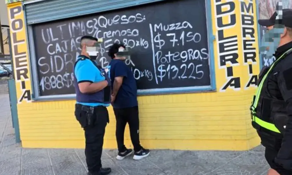 demorado por la policía