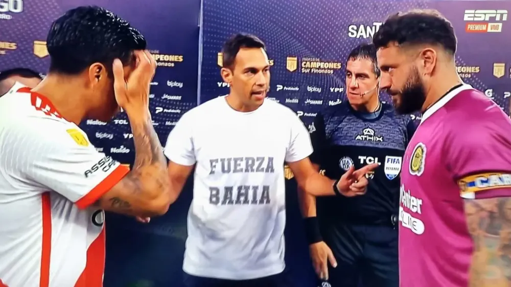 EL GRAN GESTO DEL ÁRBITRO FACUNDO TELLO