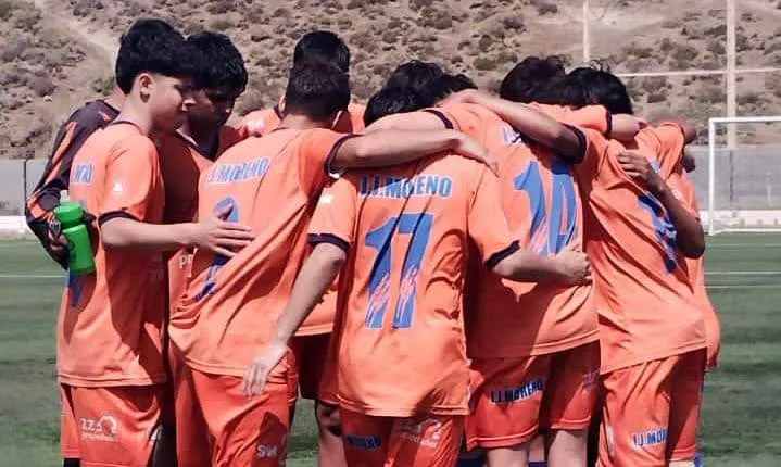 LOS CHICOS DEL NARANJA EMPATARON EN EL SEGUNDO JUEGO
