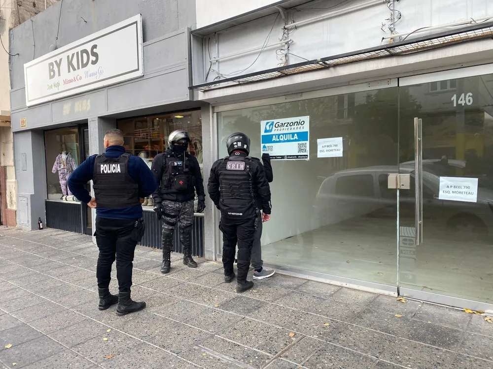 Personal policial en el procedimiento de detención