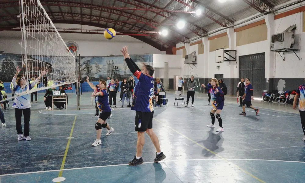 ]Juegos deportivos de adultos mayores