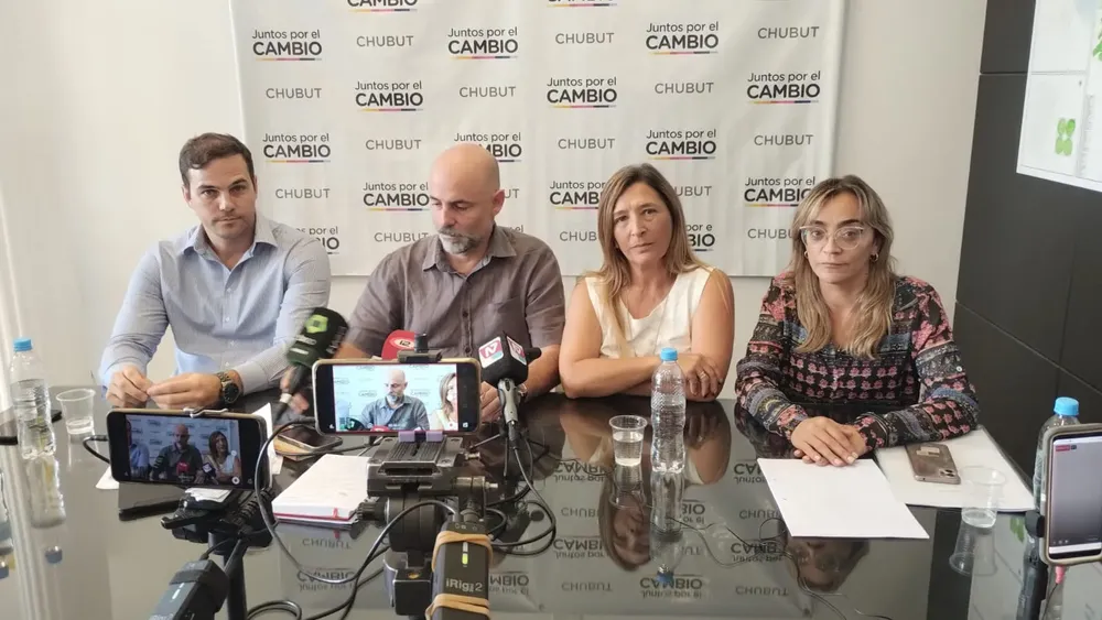 Concejales de Juntos x el Cambio advierten sobre estado de las cuentas de SERVICOOP