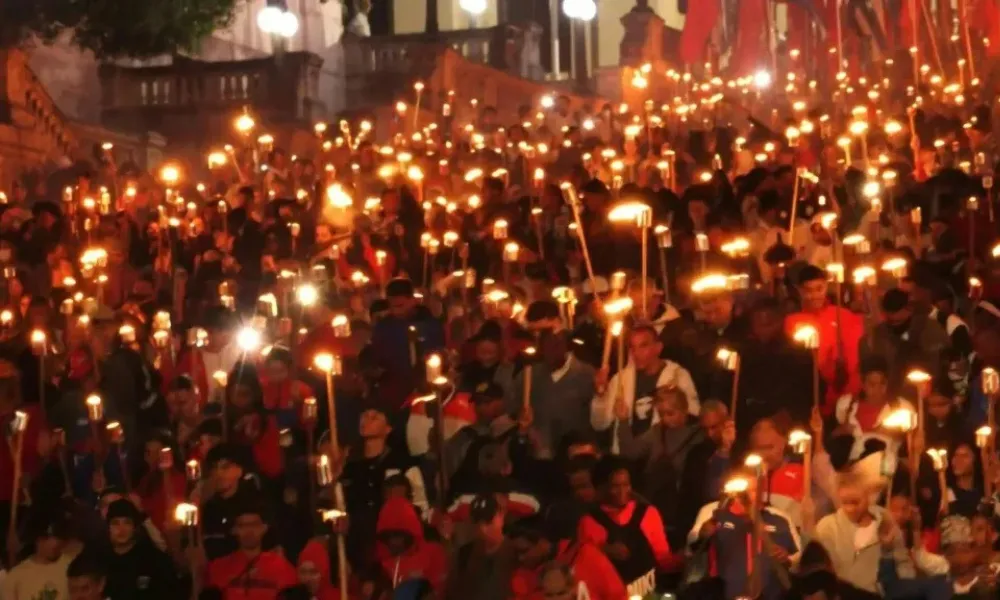 marcha de antorchas en Cuba