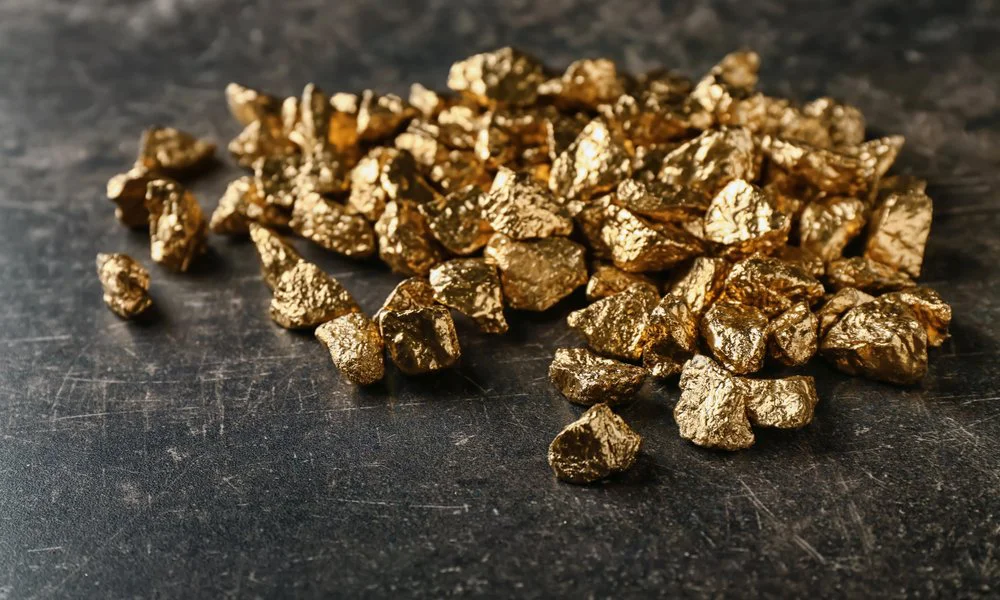 Pepitas de oro. Foto Magnific