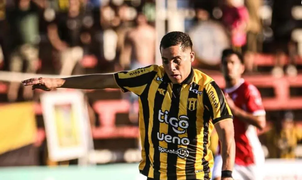 El Aurinegro confirmó la llegada de Nicolás Barrientos desde Paraguay