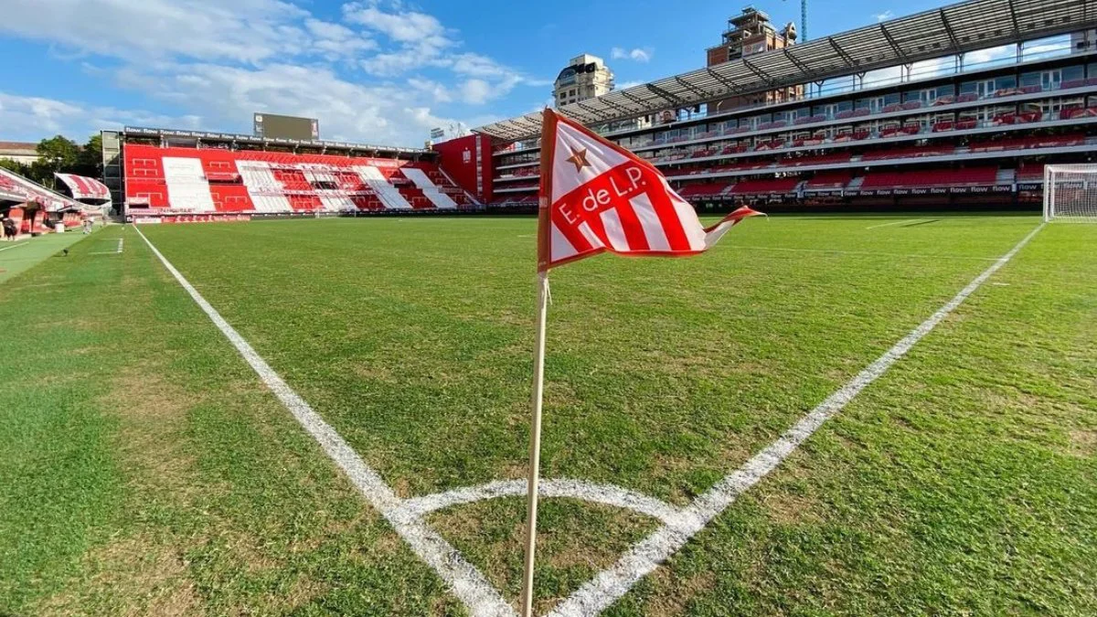 Estadio UNO de La Plata. Foto X @EdelpOficial
