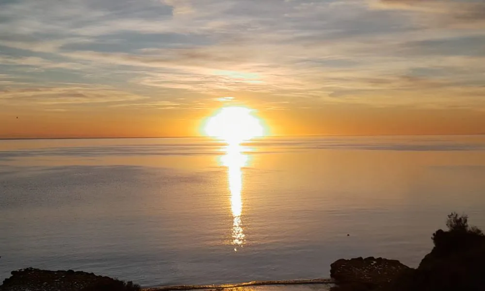 Amanecer en Puerto Madryn imagen enviada por el oyente Teodoro