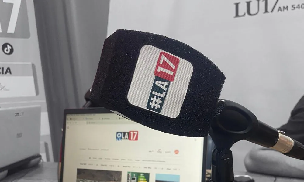 Micrófono de LA17 en estudios