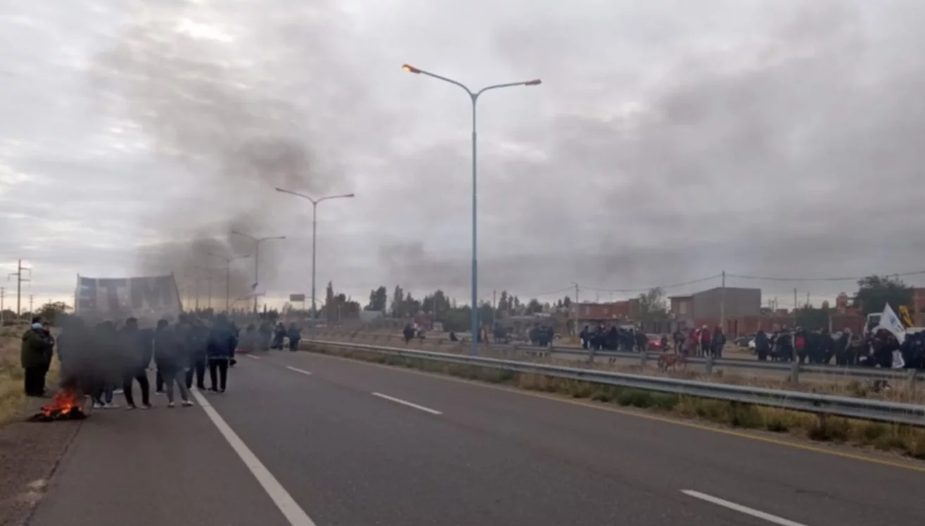 Ruta 25 corte y panfleteada tw