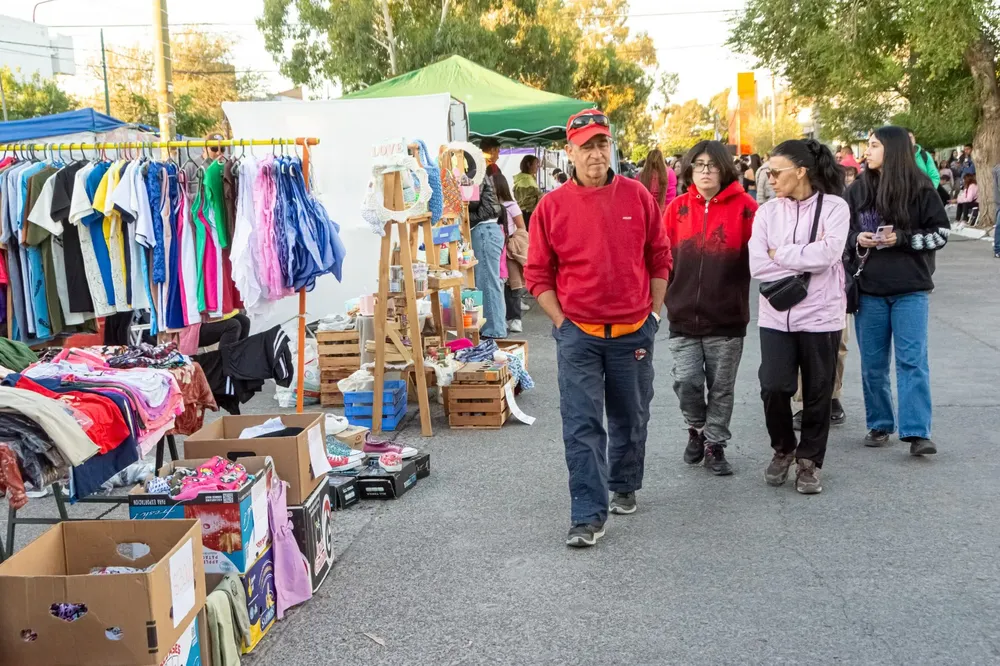 Culminó la “Expo Peatonal de Pascuas” en Rawson