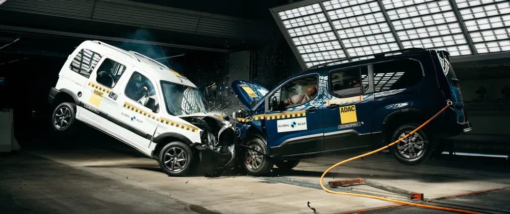 La Peugeot Partner Patagónica y la nula seguridad para conductor y acompañantes