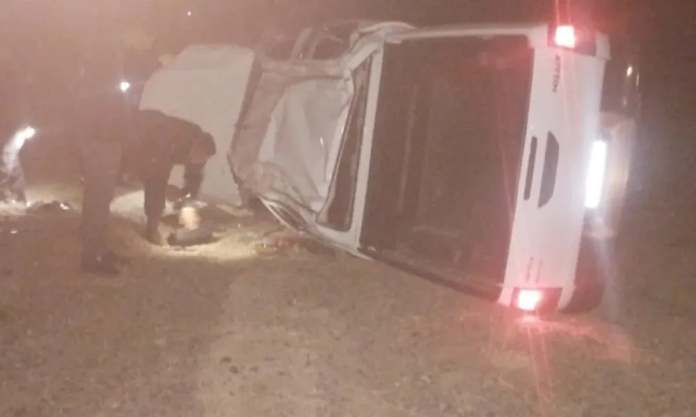 Vuelco en ruta 3
