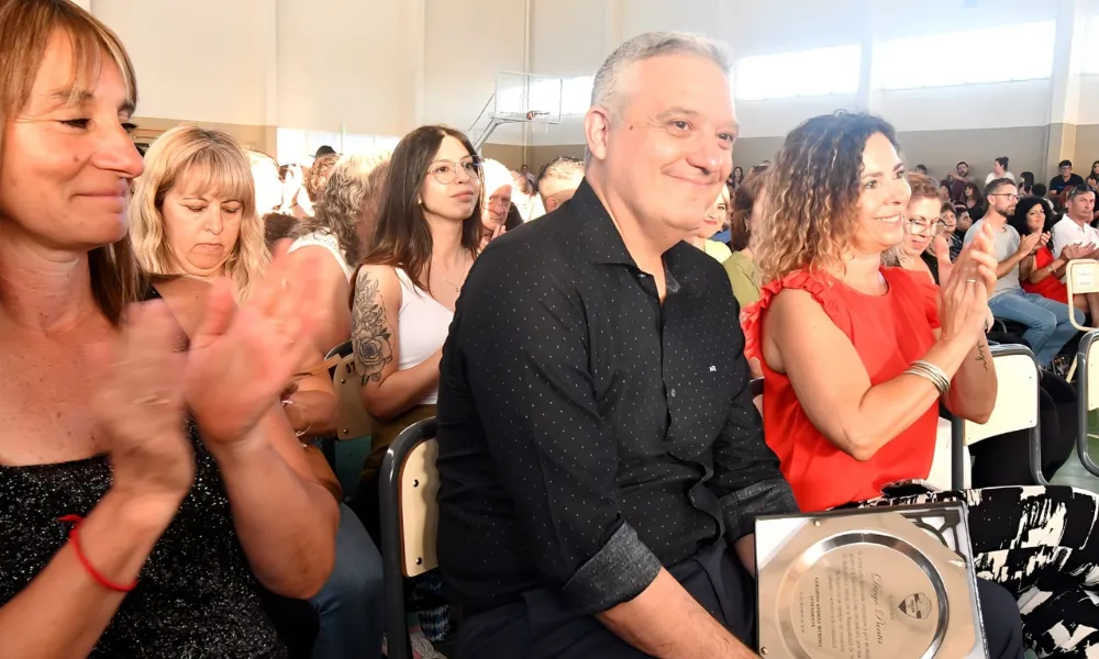 egreso de estudiantes de la EPJA n.° 763