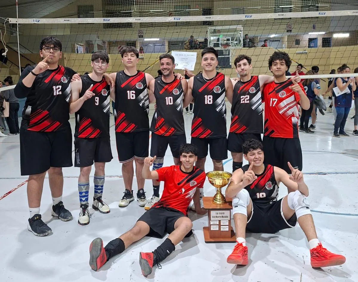 La Liga Social de Vóley completó la temporada 2025 con una gran convocatoria. 2