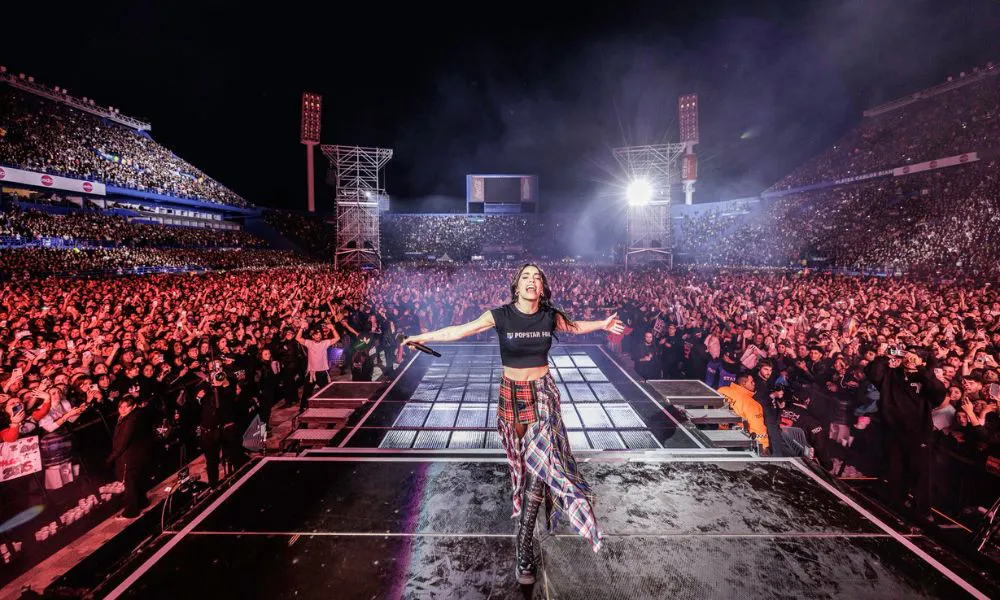 Lali en vivo foto cuenta X oficial