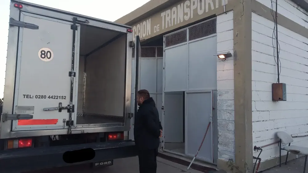 Regularizan los servicios de transporte de sustancias de alimentos