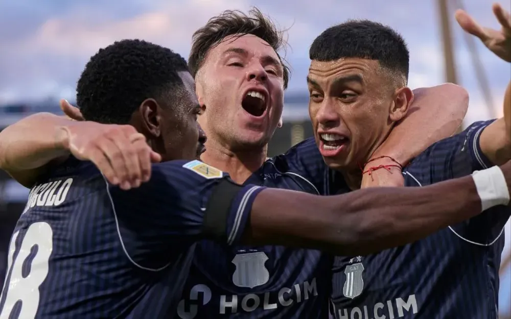 Talleres de Córdoba volvió a sonreír ante su gente