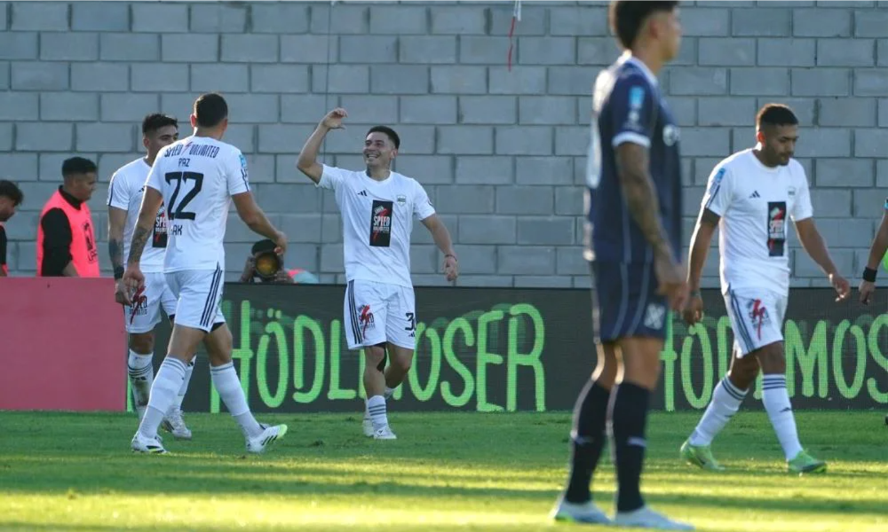 Independiente cayó y llega al cierre del torneo con la clasificación en riesgo y sin margen de error.