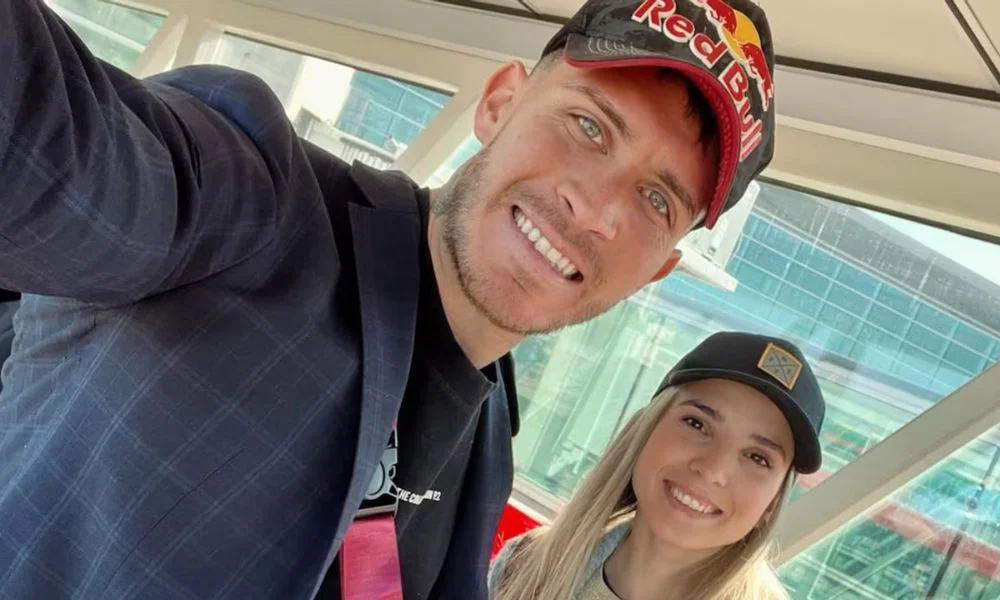 Santiago Martínez y Emily Ceco