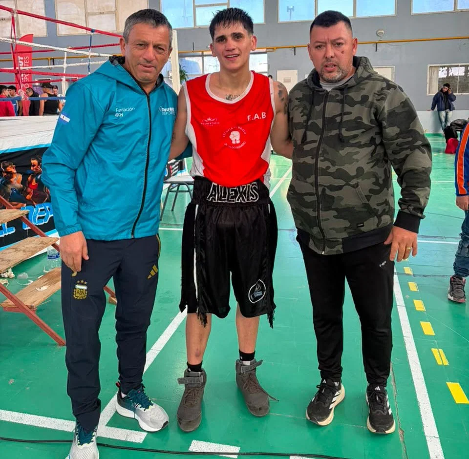 Durante la competencia estuvo presente el presidente de Chubut Deportes, Milton Reyes junto a Martín Romero.