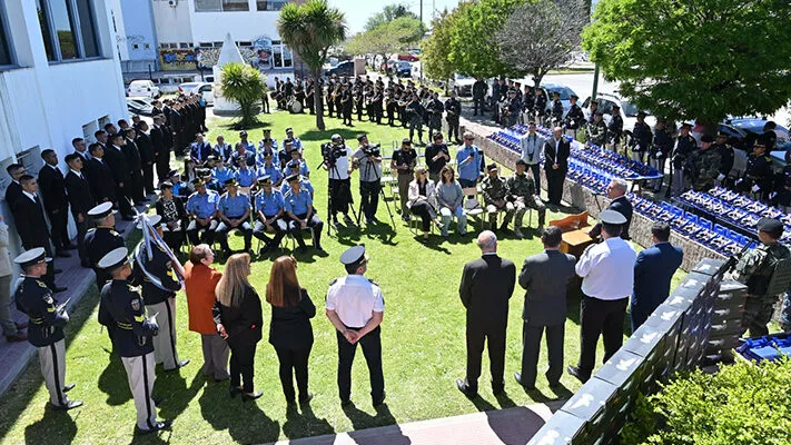 Entrega de equipamiento a la Policía de Chubut