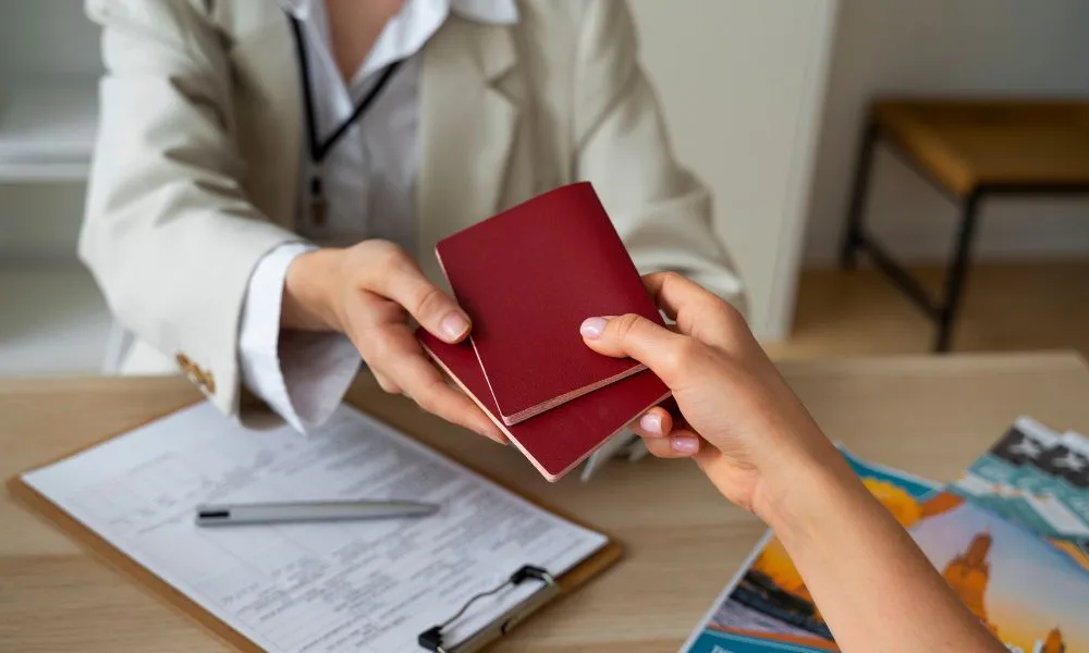 Pasaporte imgen Freepik