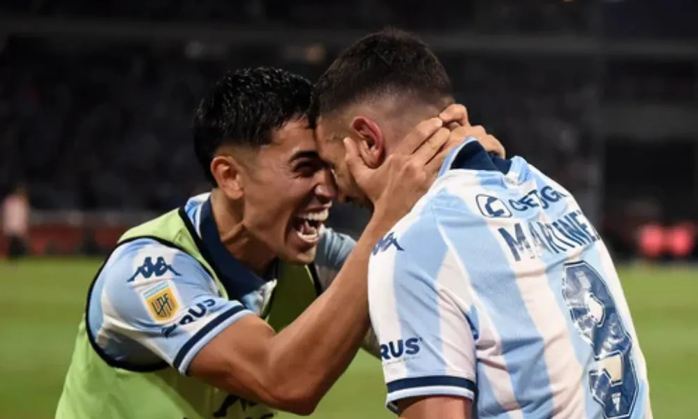 Racing juega con la U de Chile