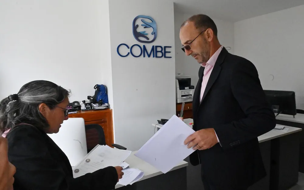 Intimación a la COMBE