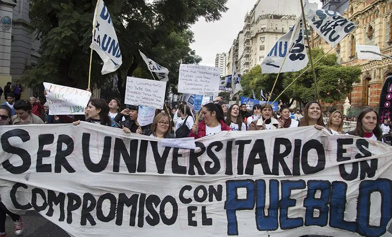 Marcha Universidades 