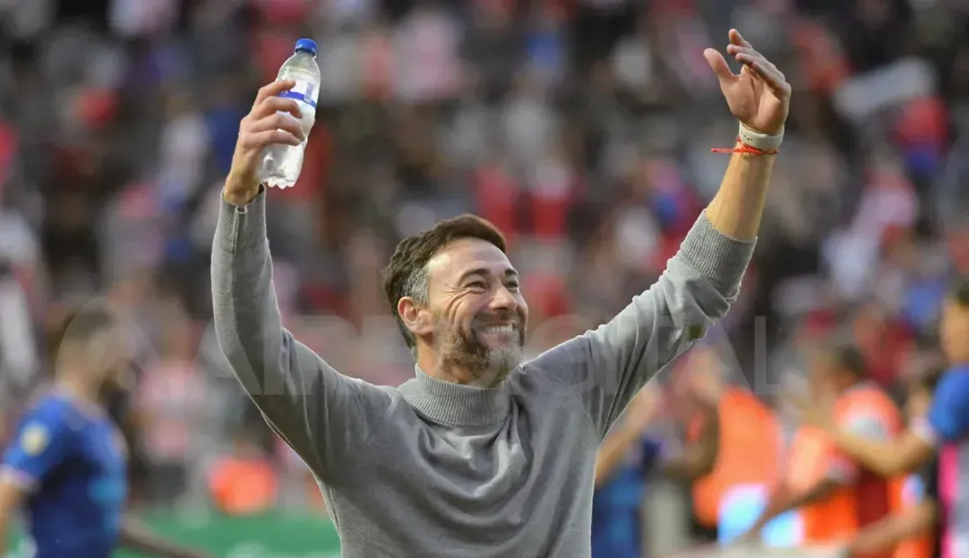 Platense confirmó a Cristian Kily González como nuevo entrenador