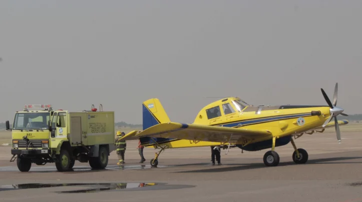 Avión utilizado para el combate de incendios