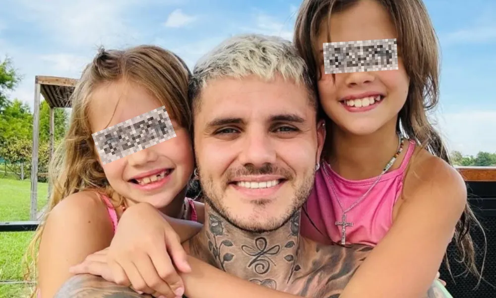 ICARDI Y SUS HIJAS-2