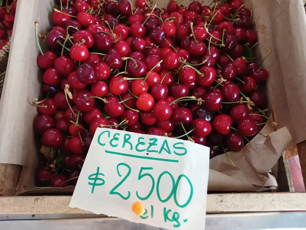 Cerezas del Valle Cerezas del Valle