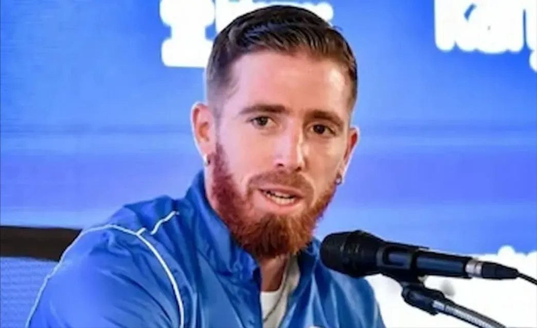 Iker Muniain fue anunciado como nuevo entrenador del CD Derio
