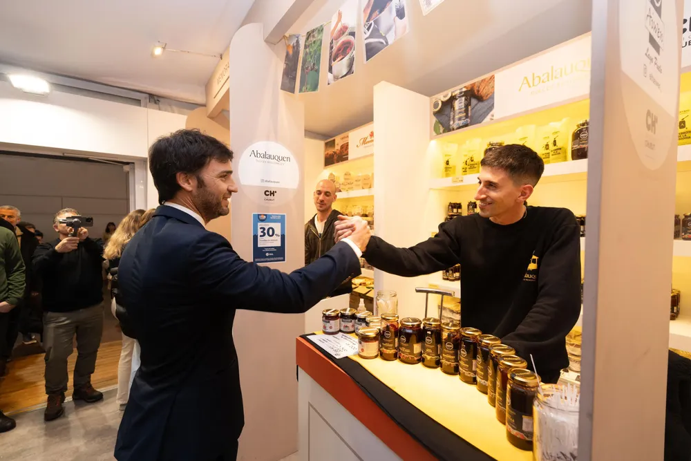 Torres recorrio la Rural de Palermo