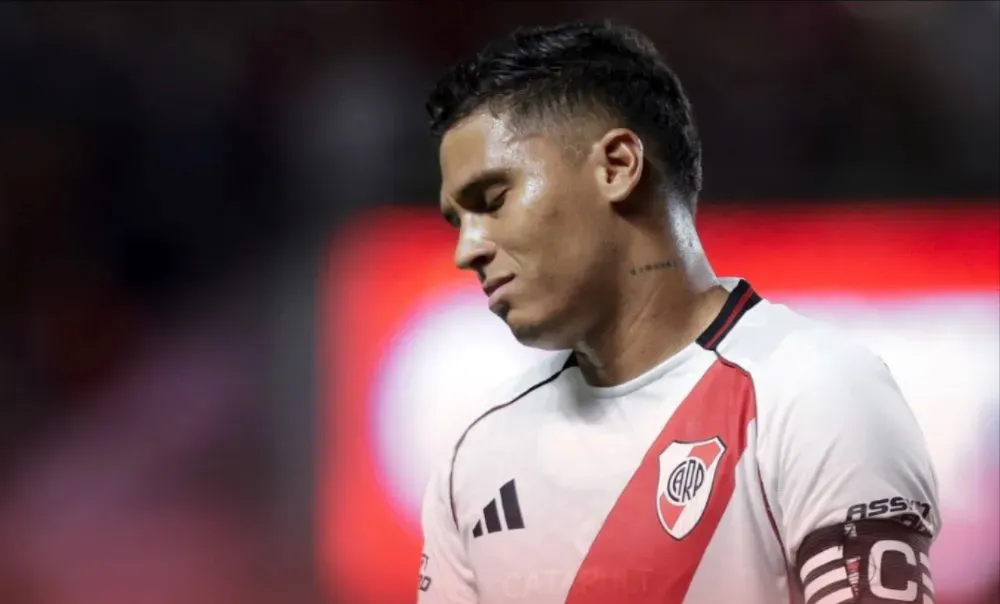 el colombiano, capitán por la lesión de Armani, asumió responsabilidades