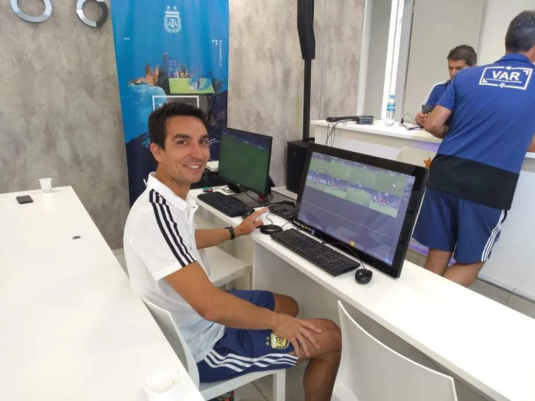 PRETEMPORADA INTERNACIONAL DE ÁRBITROS CON UN MADRYNENSE