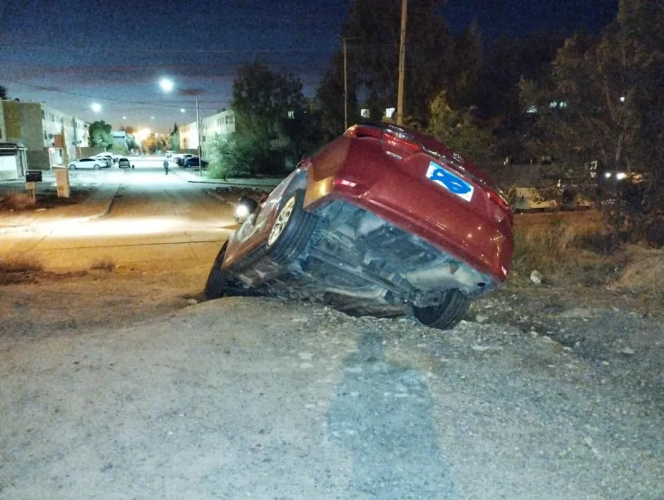Cayo a un pozón tw1