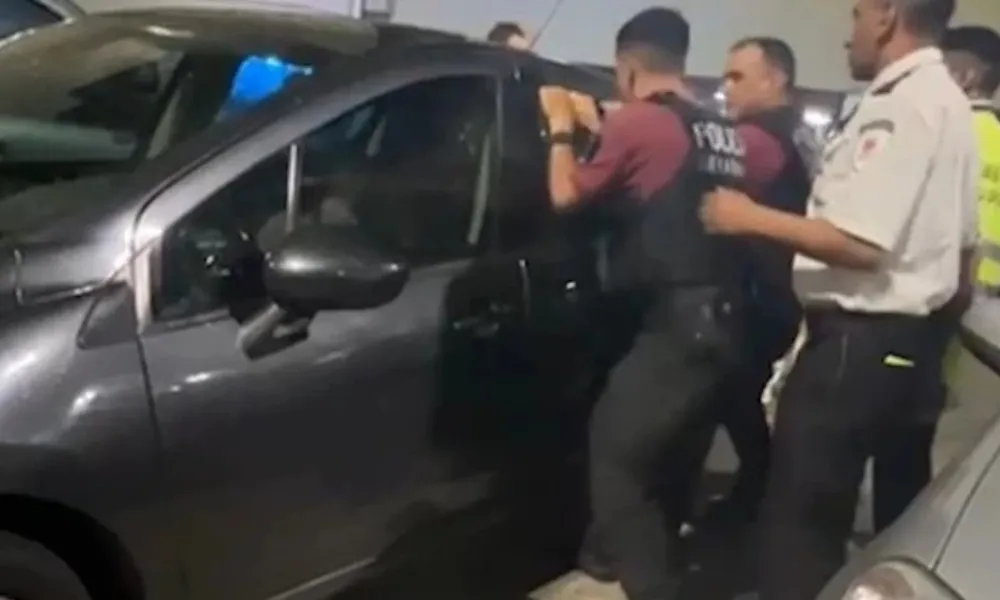 Rescate de la niña en Devoto