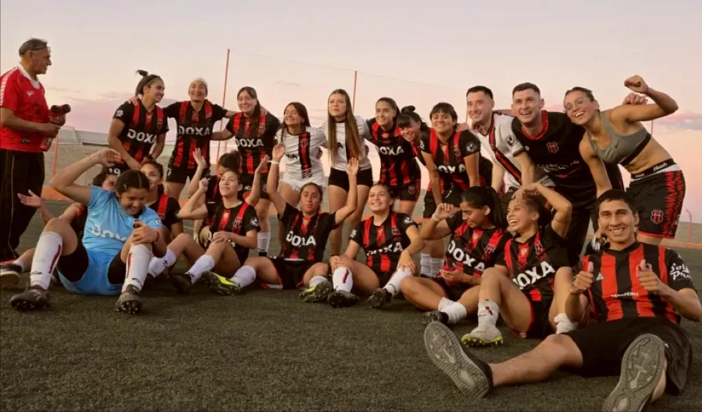 El Rojo venció a J.J. Moreno como visitante, cerró la final y se consagró tricampeón